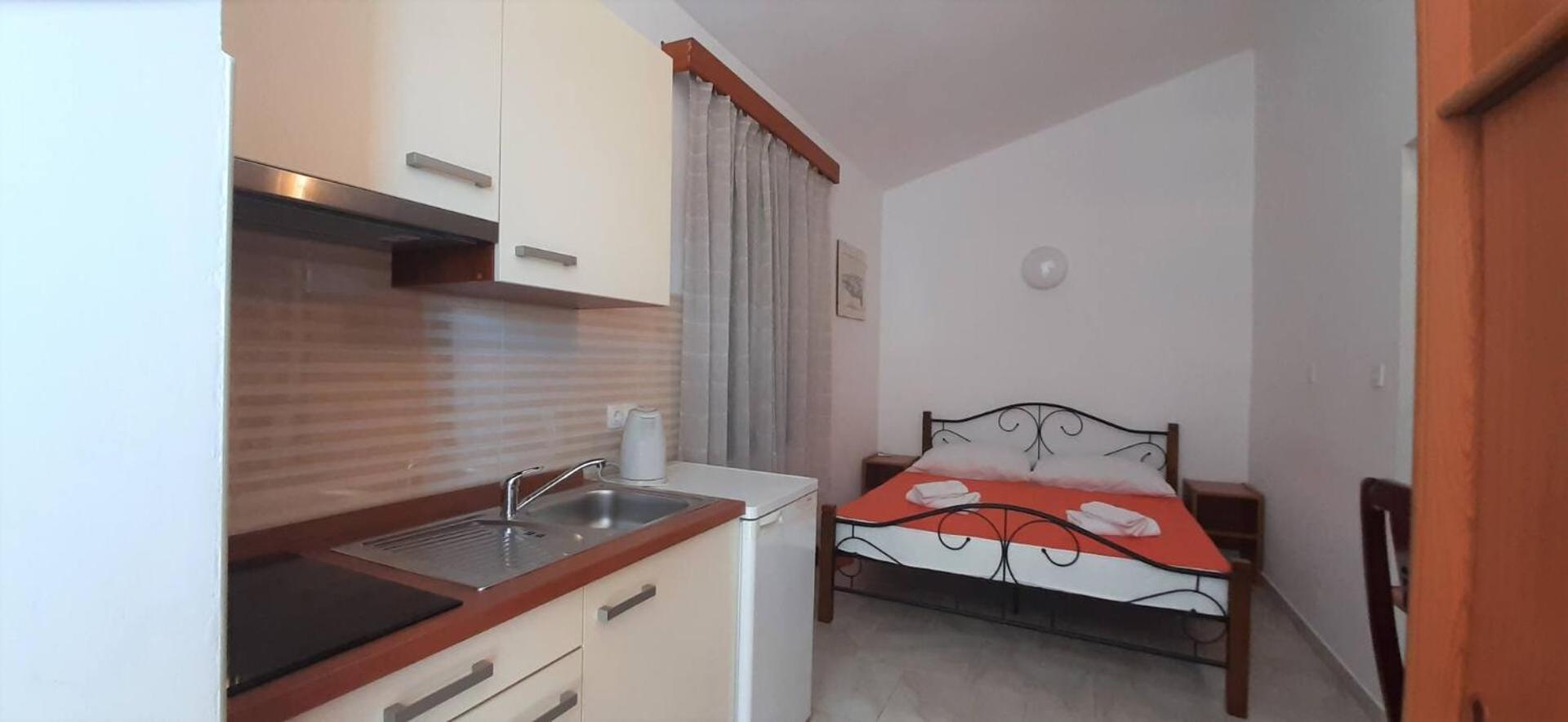 Guest House Helena Close To Beach Krk Town Exteriér fotografie