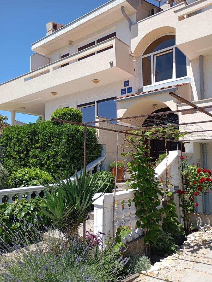 Guest House Helena Close To Beach Krk Town Exteriér fotografie