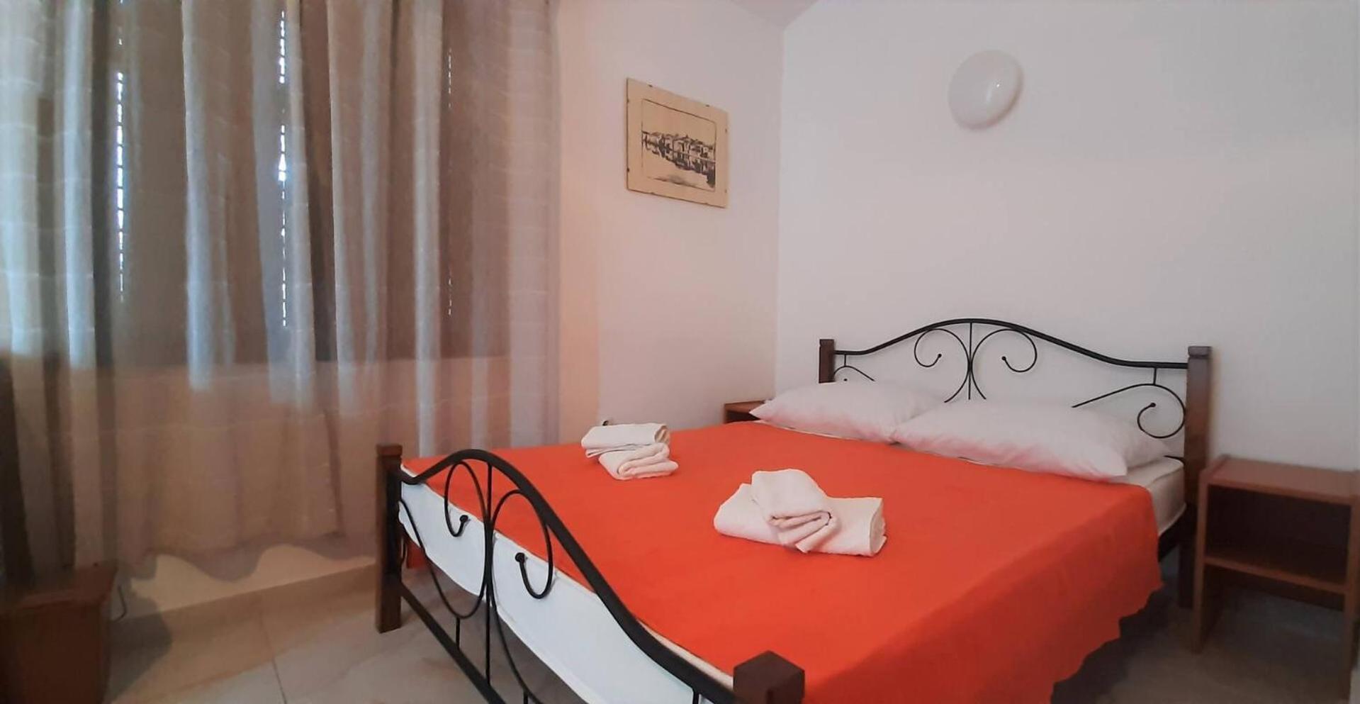 Guest House Helena Close To Beach Krk Town Exteriér fotografie