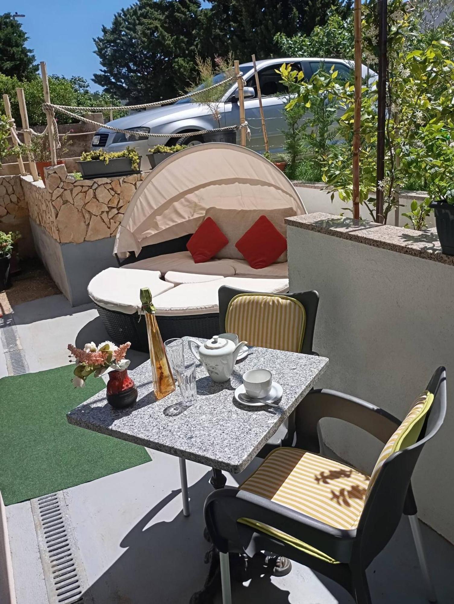 Guest House Helena Close To Beach Krk Town Exteriér fotografie